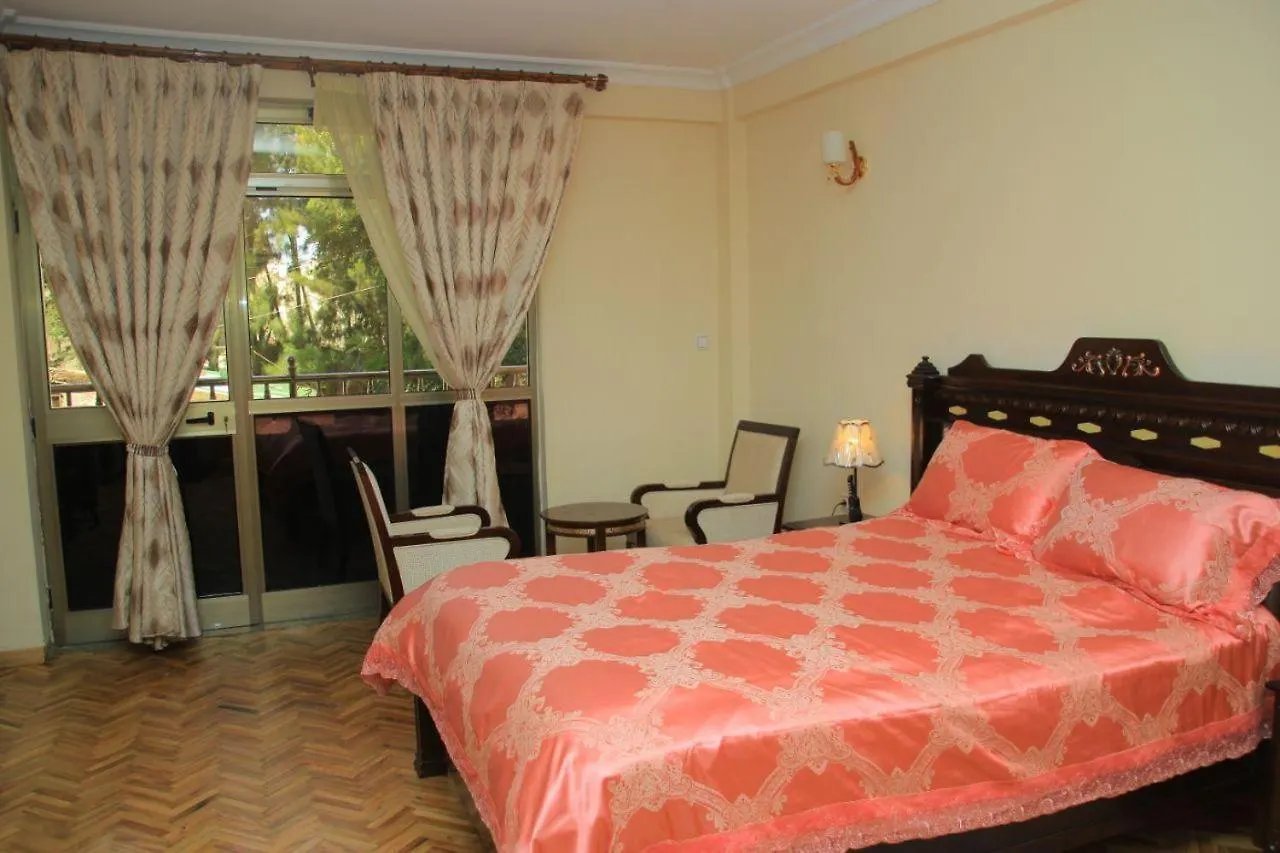 V Hotel And Apartment Addisz-Abeba